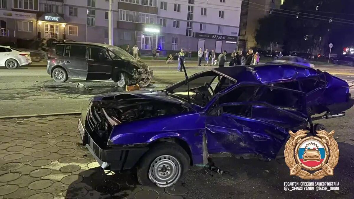    Двое молодых парней погибли в ночном ДТП в башкирском Стерлитамаке