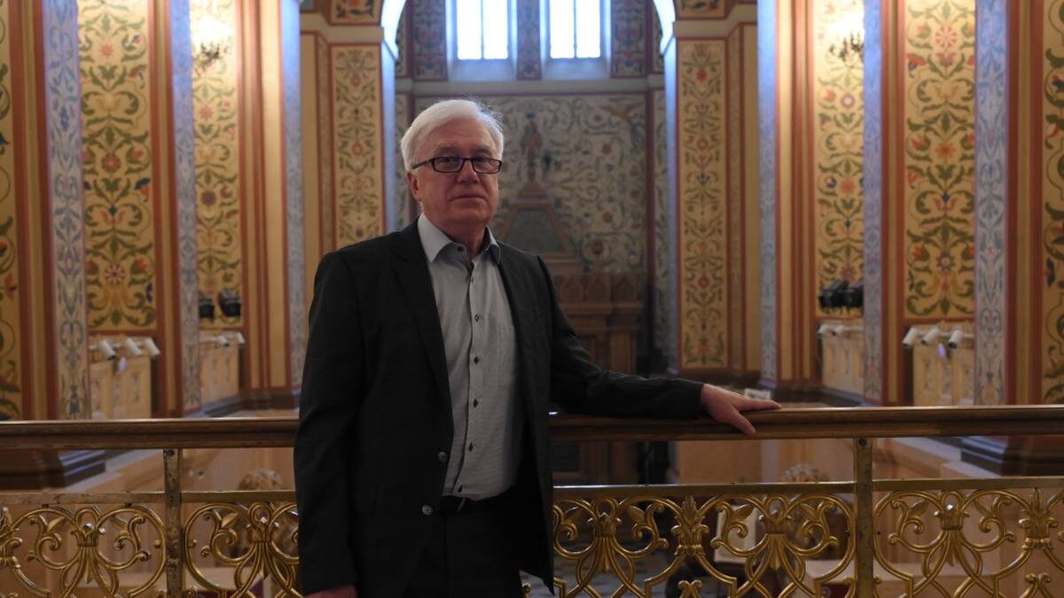    Генеральный директор Государственного исторического музея Алексей Левыкин в одном из залов возглавляемого им музея / Фото: Пелагия Замятина / Вечерняя Москва
