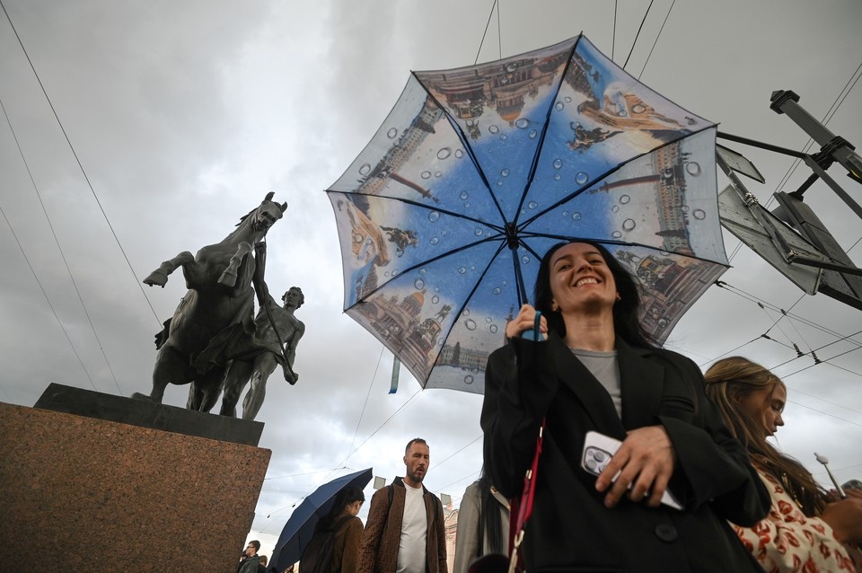    Треть нормы осадков может выпасть в Петербурге 17 июня. Алексей БУЛАТОВ