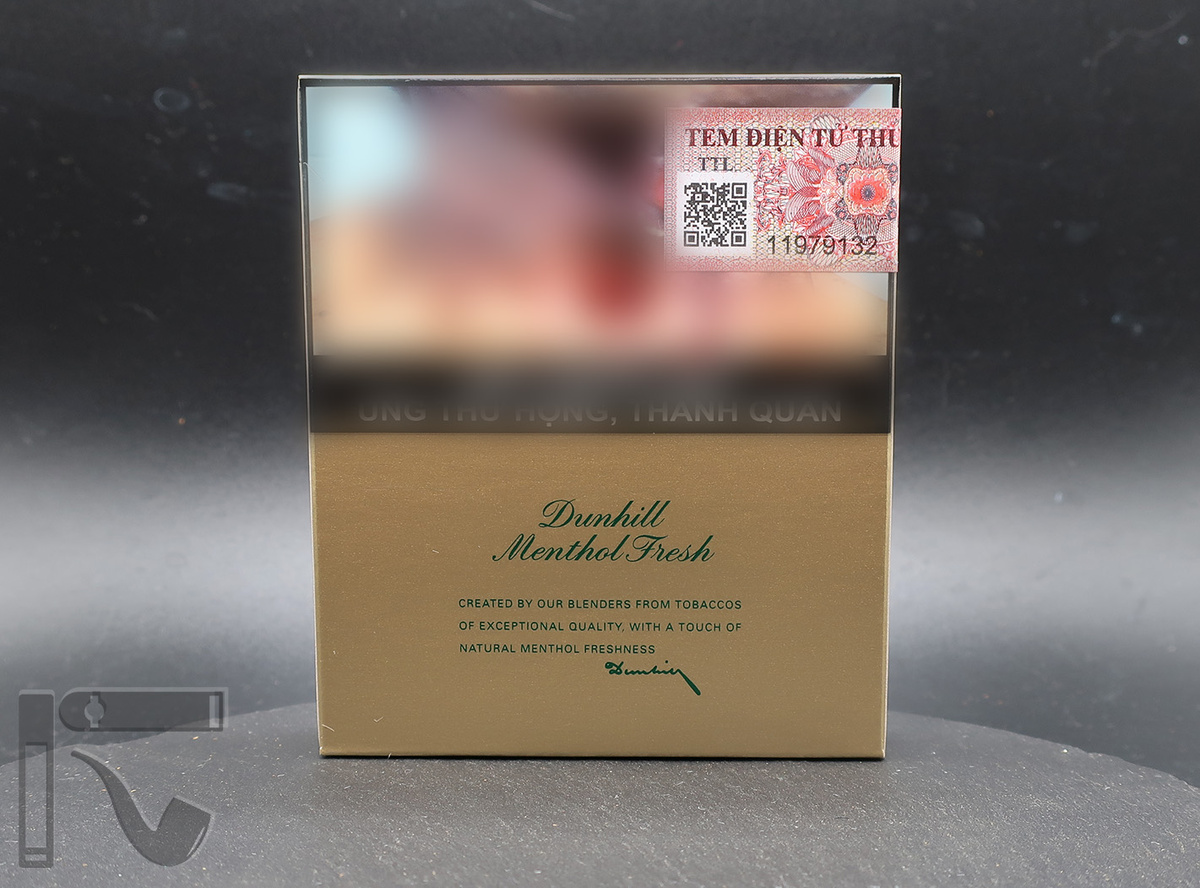 Сигареты Dunhill International Menthol. Фото: © канал "Уголок Курильщика"