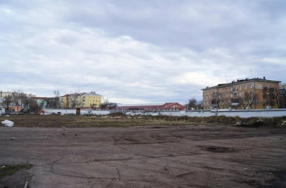    Планируется среднеэтажная жилая застройка. администрация Самары
