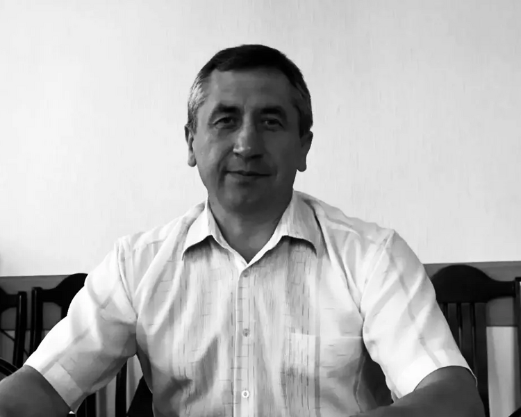     При атаке БПЛА в Курской области погиб бывший глава Обояни Сергей Карелов