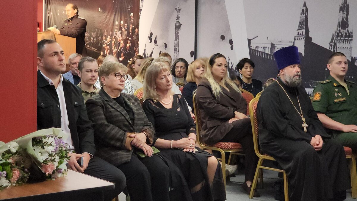     REGIONS / Артем Мишуков