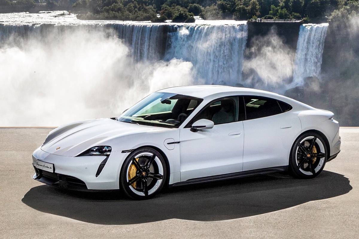    2019 - н.в. Porsche Taycan I / carsweek.ru