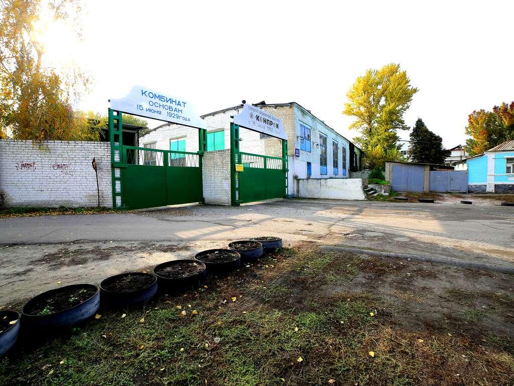    На месте обители построили консервный комбинат, 2017 год / Фото: Владимир Юрченко (архив)