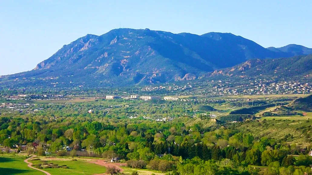 Гора Шайенн (Cheyenne Mountain), штат Колорадо, США