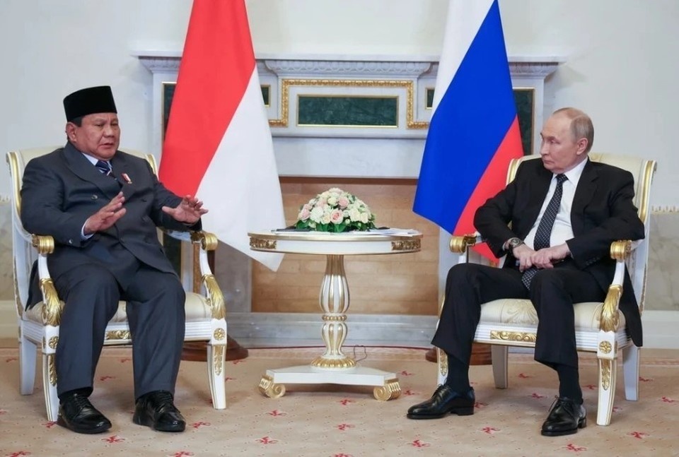    Минэнерго Индонезии заявило о готовности продолжать импорт российской нефти REUTERS