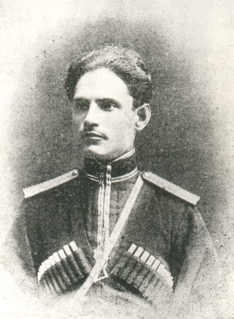 Яков Михеевич Тараненко (род. в 1885 г., в ст. Новонижестеблиевской - 1943 г.), музыкант, композитор, дирижер, фольклорист, собиратель казачьих песен. Регент войскового певческого хора (1909-1913 гг., 1917-1919 гг.), руководитель Кубано-Черноморского хора (1920-1921 гг.), главный дирижёр Кубанского казачьего хора (1937 г.), художественный руководитель Государственного ансамбля песни и пляски кубанских казаков (1937-1941 гг.).   