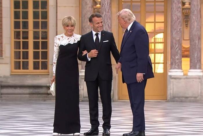 Обложка © X / Élysée