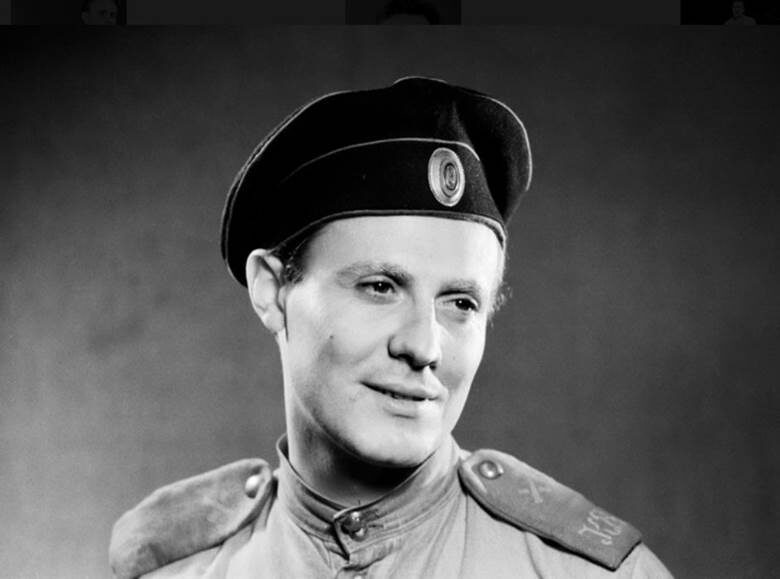 Молодой солдат, «Порт-Артур» 1957 год