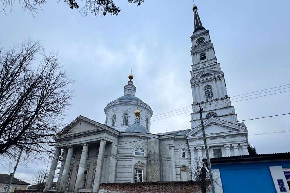    Успенский кафедральный собор в Рыльске постройки начала ХIХ века - один из памятников, пострадавших от ударов ВСУ. / Евгений Мартынов / ТАСС