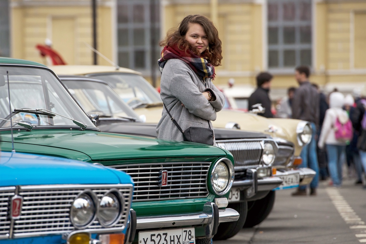    На выставке ретро-автомобилей в Санкт-Петербурге. 2016 г./ Алексей Даничев/ РИА Новости