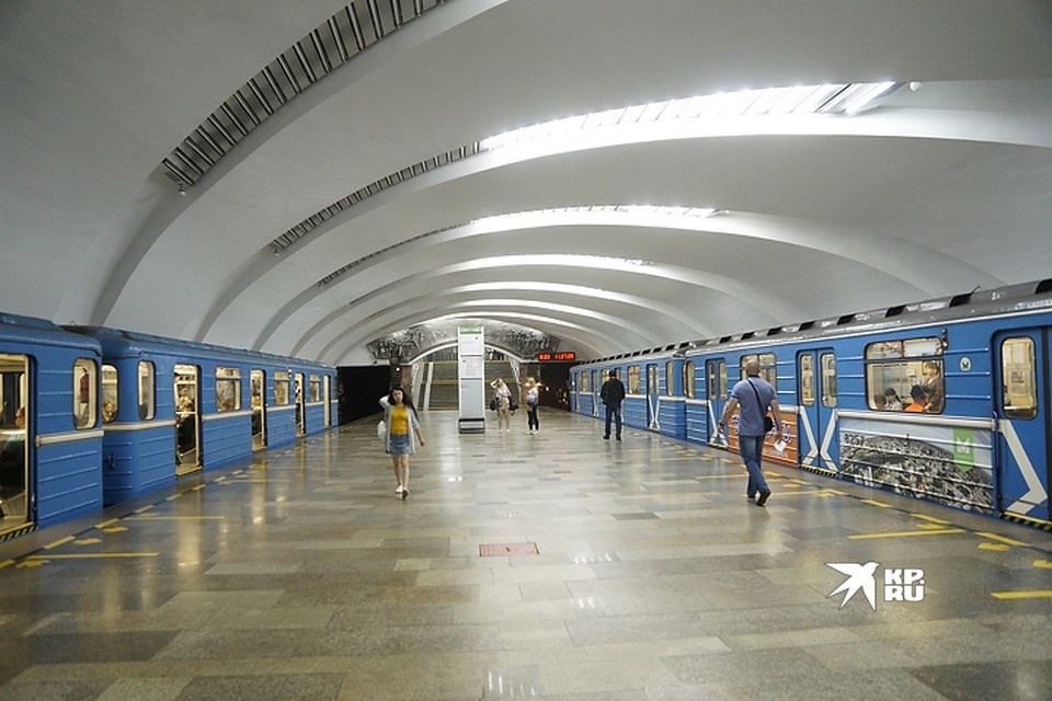    Работу уральской подземки продлили на два часа Алексей БУЛАТОВ