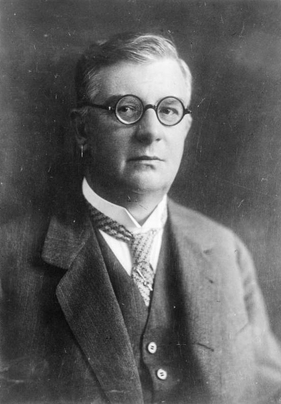 Рихард Вильгельм (нем. Richard Wilhelm, 1873–1930)