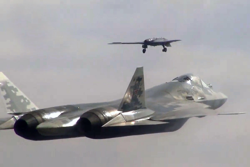 Ce-57 в тандеме с тяжелым БпЛА Охотник
