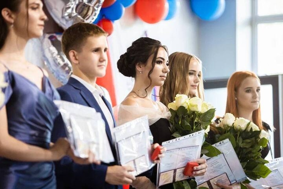    Выпускные пройдут в регионе 20 и 27 июня. Фото: тг-канал Евгения Балицкого