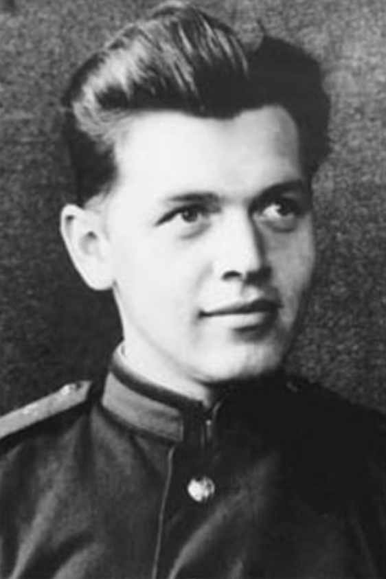 Леонид Нечаев в армии