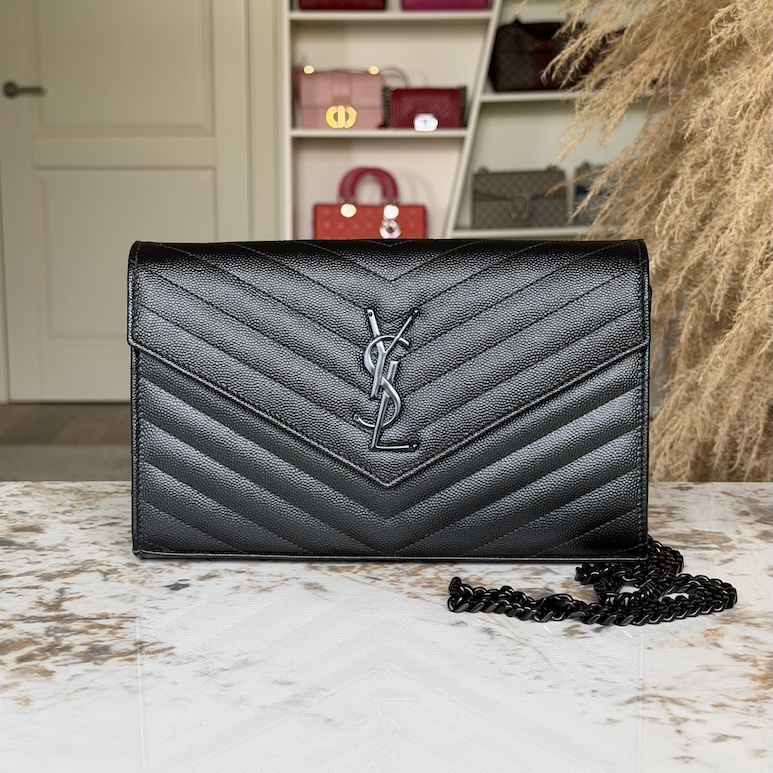 Клатч Saint Laurent Cassandre купить оригинал