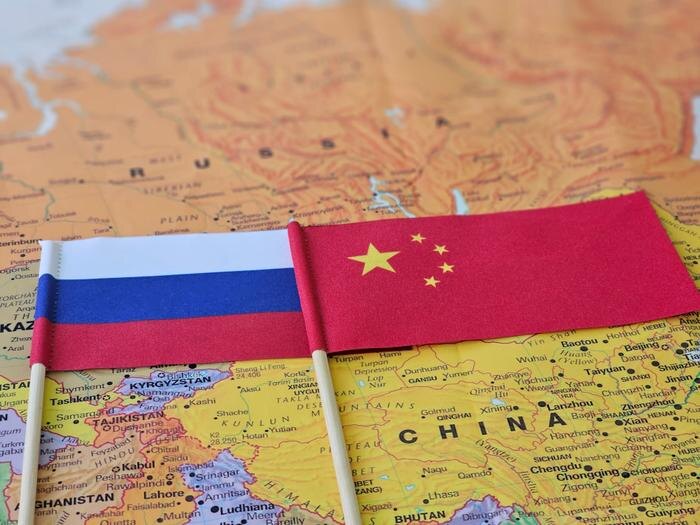 Обложка © Shutterstock / FOTODOM / NMK-Studio