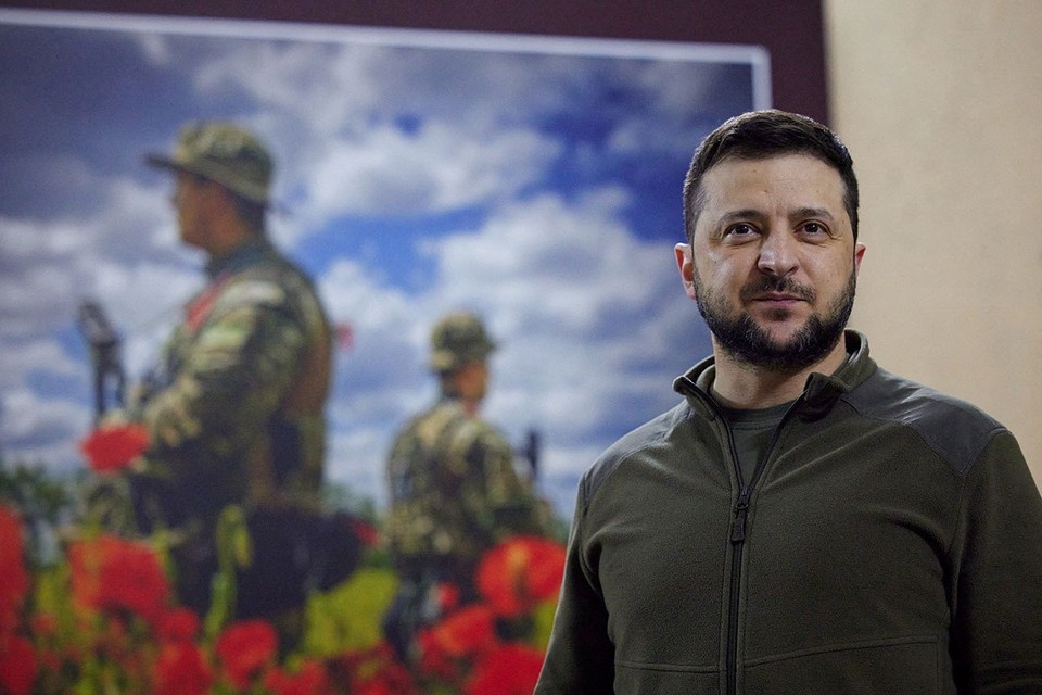    Зеленский готовится с почетом хоронить очередного украинского националиста. REUTERS