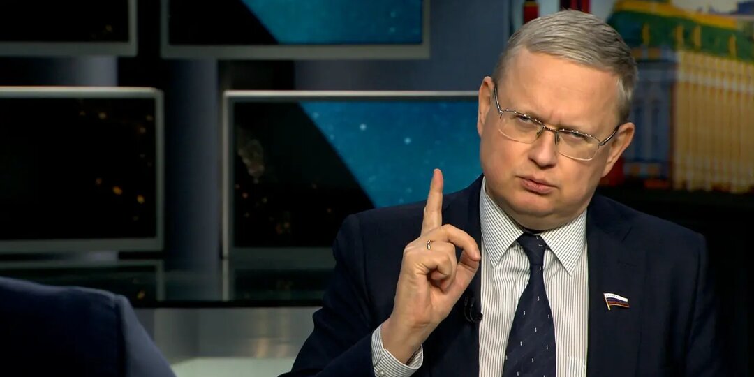 "Люди первого сорта" в России - это мигранты. Делягин сказал прямо: "Мы с вами поражены в правах"
