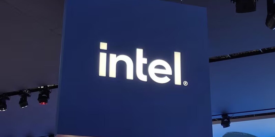 Акции Intel выросли на 10% на фоне сообщений о заказе Apple