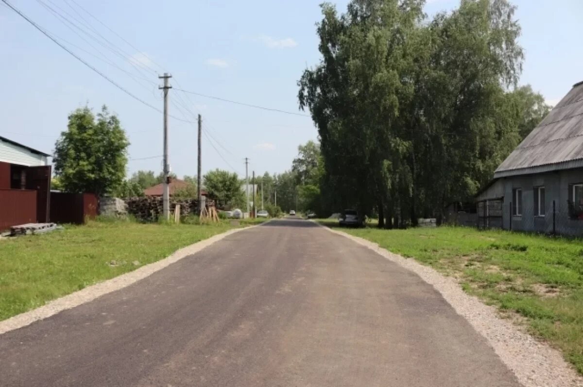    В барнаульском поселке Берёзовка заасфальтировали улицу Южная