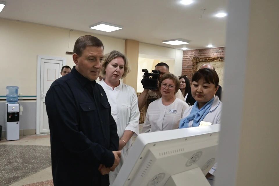    Поликлиника в Горно-Алтайске. Источник: max.ru/turchak_andrey