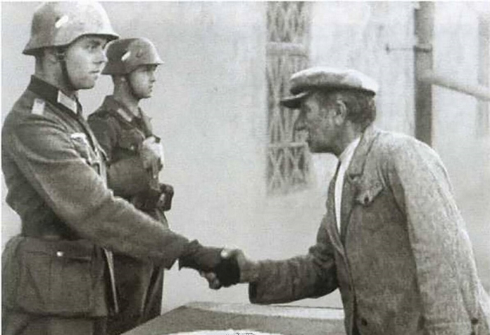 Следователь в 1959 году случайно увидел по ТВ полицая. Тот был известным поэтом