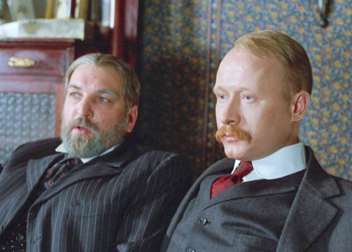 Кадр из фильма «Жестокий романс» (1984). Кинопоиск.ру.