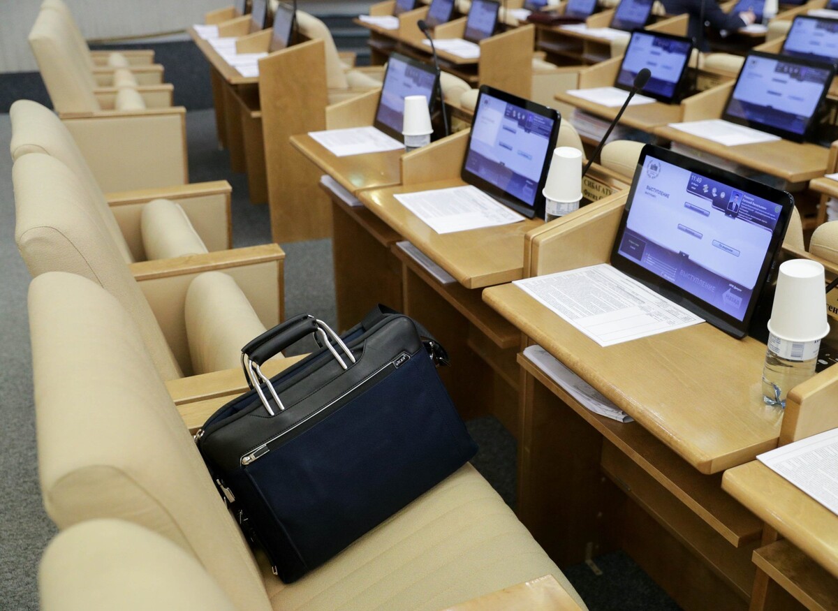    duma.gov.ru