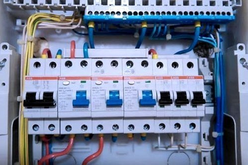 Дифференциальный автоматический выключатель: какой установить...Фото из открытых источников...