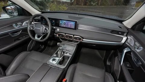 Jetour X70 Plus 2025: автомобиль, который предлагает максимум за разумные деньги