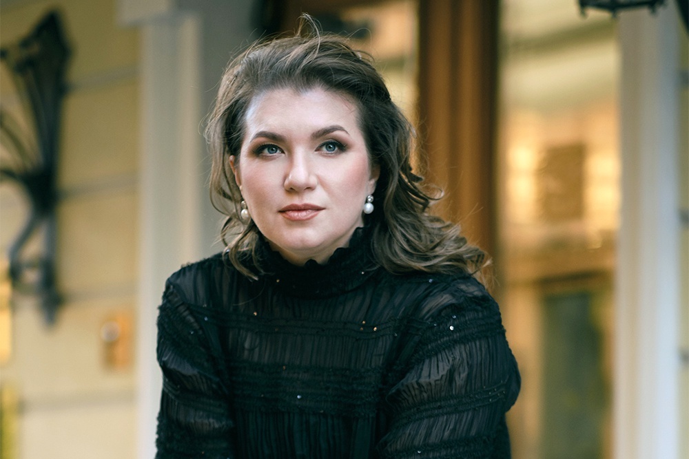    Юлия Маточкина: Все-таки я актриса, не просто певица. Если я пою, я вхожу в образ и проживаю роль. / Из личного архива певицы