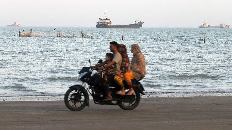    Фото: Amirhosein Khorgooi/ISNA/WANA (West Asia News Agency) via REUTERS