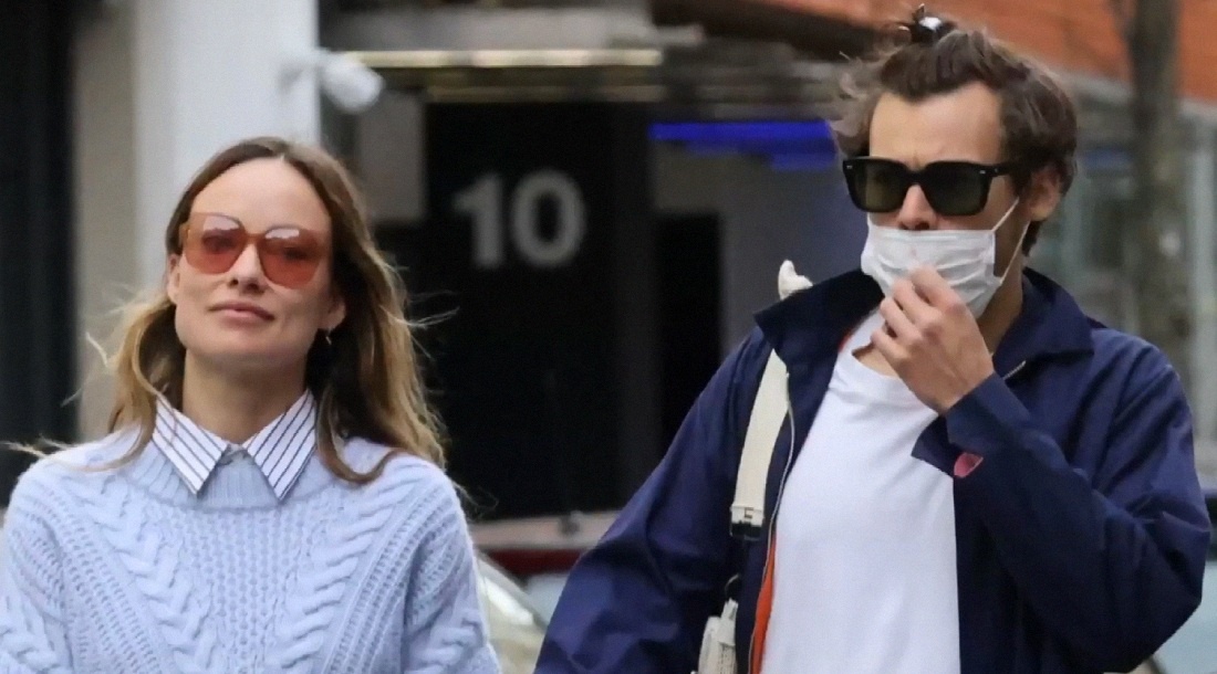     Оливия Уайлд и Гарри Стайлс / Скриншот из видео «Harry Styles and Olivia Wilde SPLIT»