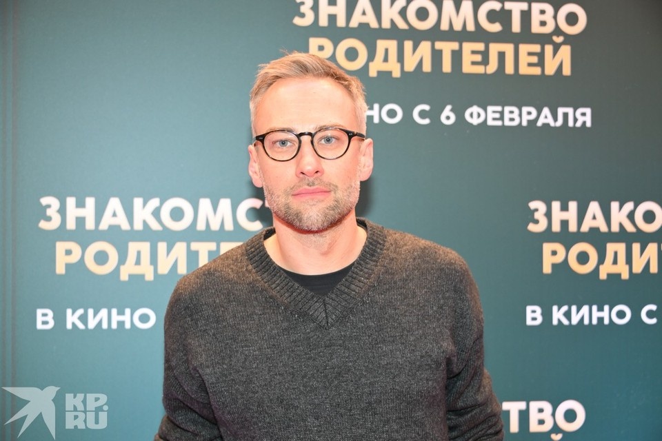    Дмитрий Шепелев Михаил ФРОЛОВ