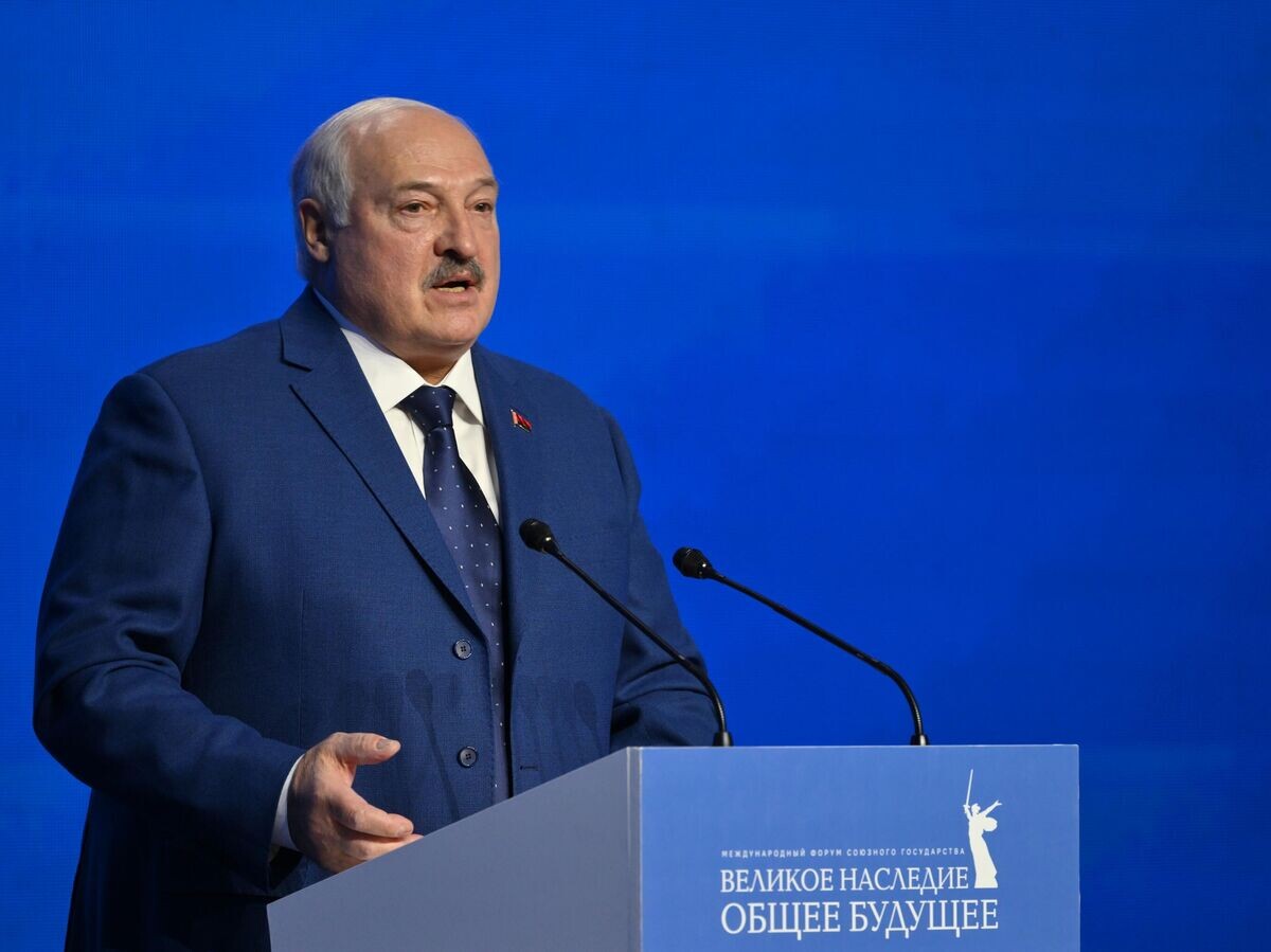     Президент Белоруссии Александр Лукашенко выступает на международном форуме Союзного государства© РИА Новости . Кристина Кормилицына