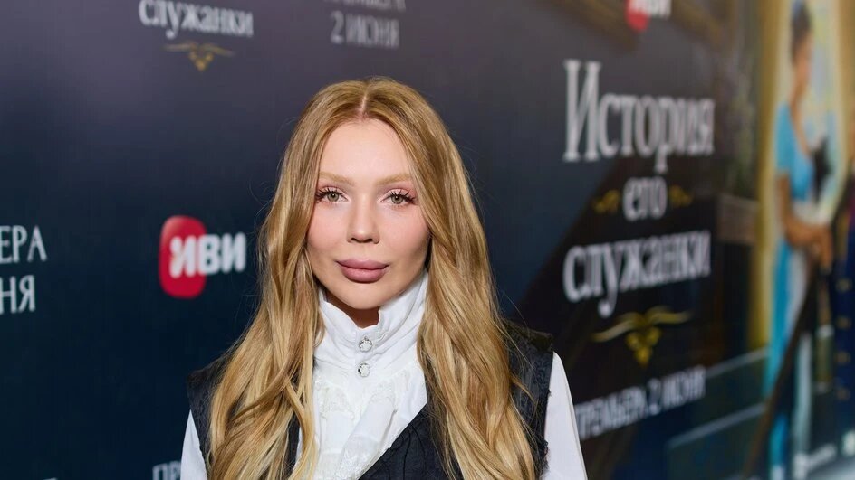    Карина Кросс на премьере сериала «История его служанки», фото: пресс-служба