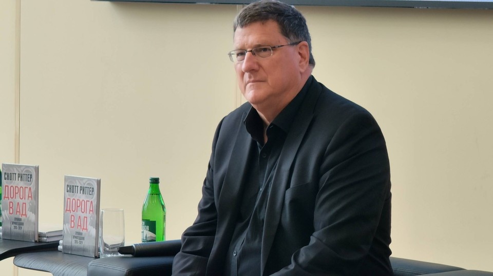    Скотт Риттер на встрече в МелГУ Денис ДОРОФЕЕВ