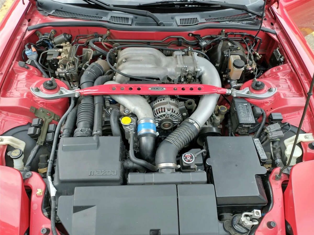 Роторный двигатель RX-7 фото из открытых источников