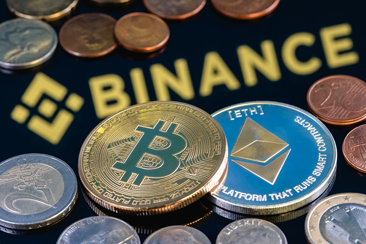    Binance рискует потерять доступ к рынку ЕС — регулятор Греции, по данным Reuters, планирует отклонить заявку криптобиржи на получение лицензии, необходимой для работы в Евросоюзе с 1 июля 2026 года.   
Фото: «БИЗНЕС Online»
