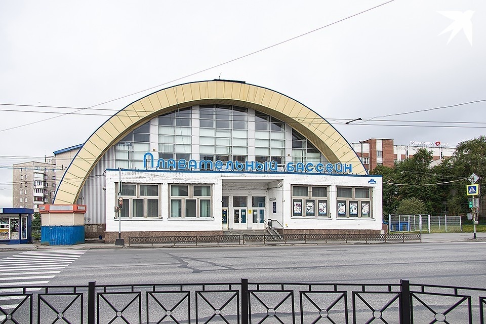    Центральный бассейн Мурманска уже несколько месяцев закрыт в ожидании реконструкции. Антон ЗАБИРОВ