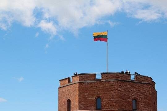    Школьный учебник по истории в Литве героизирует пособников Гитлера (фото: pxhere.com)
