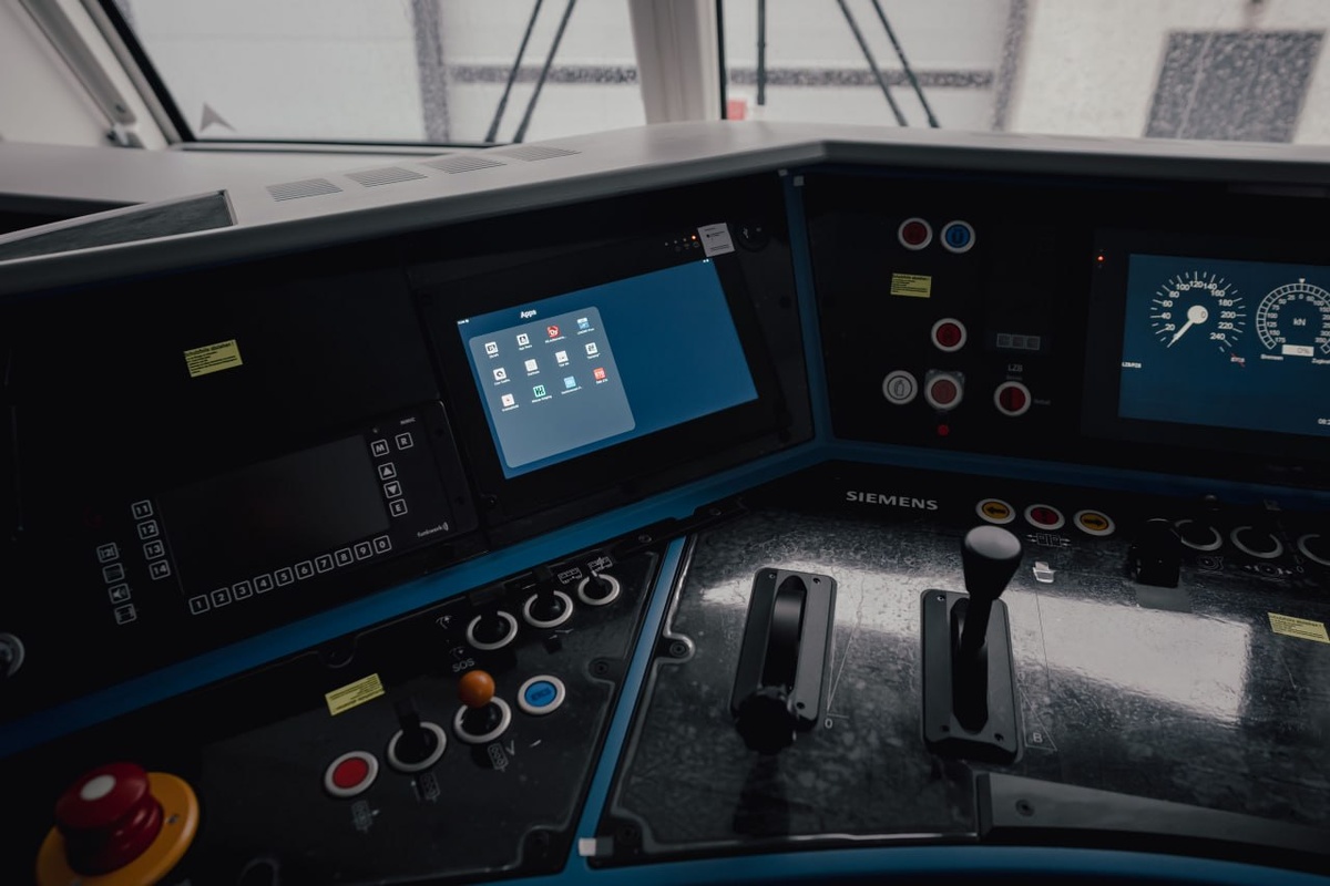  Пульт управления электровоза Vectron X от Siemens Mobility. Источник: Siemens Mobility