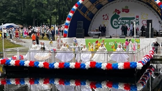    Фото главы Минпромторга СО Дениса Гуркова