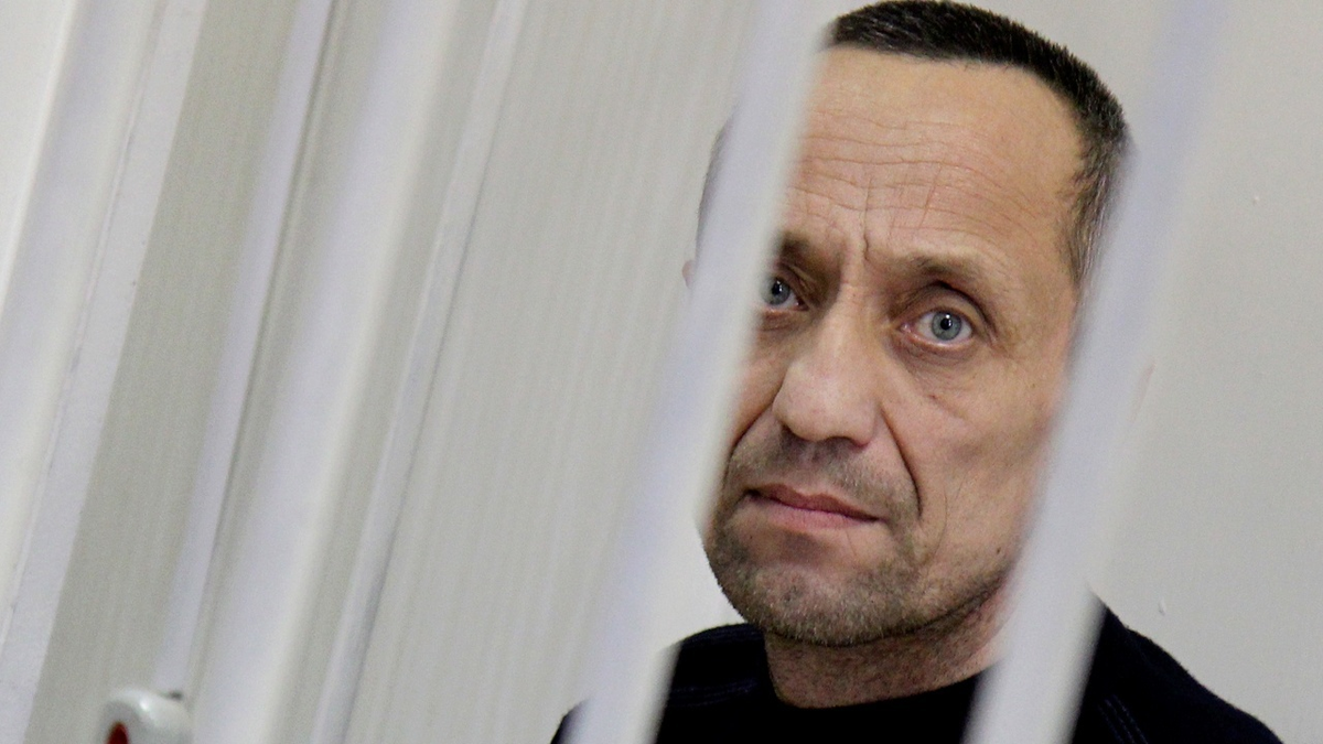 Михаил Попков