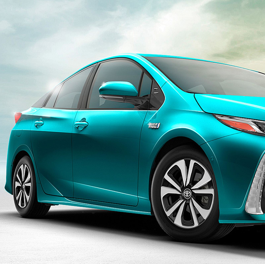 Toyota Prius — рекордсмен по длительности владения. Источник: Auto Zeitung / Toyota Prius (2016)