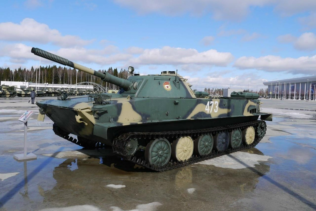 ПТ-76 с пушкой Д-54Т