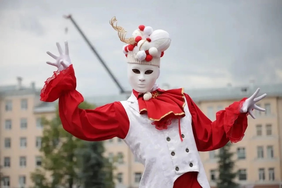    Во время фестиваля проходили костюмированные представления Николай ОБЕРЕМЧЕНКО